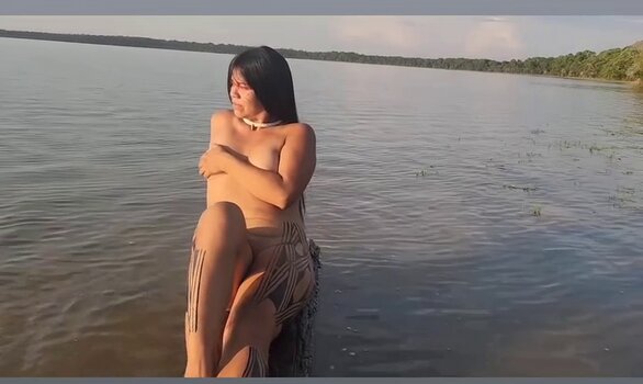 Diamantha / Aweti Kalapalo / diamanthaaweti / samanthaweti Nude Leaks Photo 12