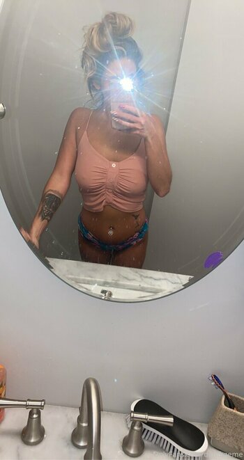 DontBaeMe Nude Leaks Photo 24