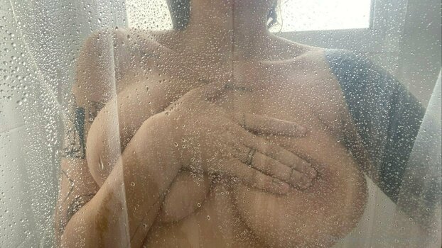 ellaarievilo Nude Leaks Photo 33