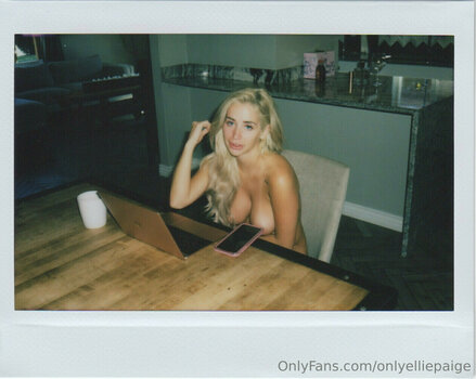 Ellie Paige / elliepaige3 / onlyelliepaige Nude Leaks OnlyFans Photo 22