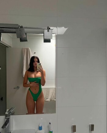 Emilia Dettorre / emilia.dettorre Nude Leaks Photo 22