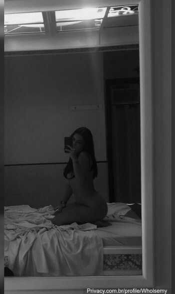 Emily Muniz / emilyelizabethmuniz Nude Leaks Photo 18