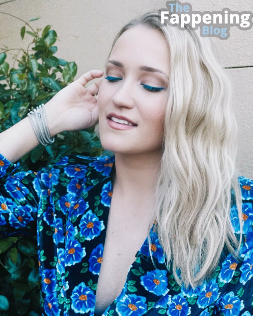 Emily Osment / emilyosment Nude Leaks Photo 81 | #TheFappening