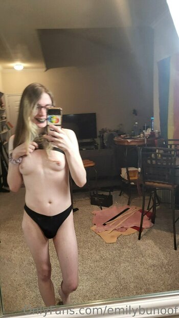 emilybunoof Nude Leaks Photo 20