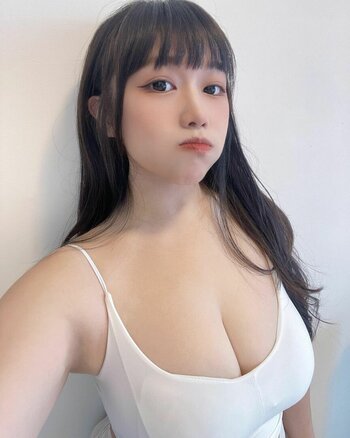 Emma Ouyang / spp4205 Nude Leaks Photo 2