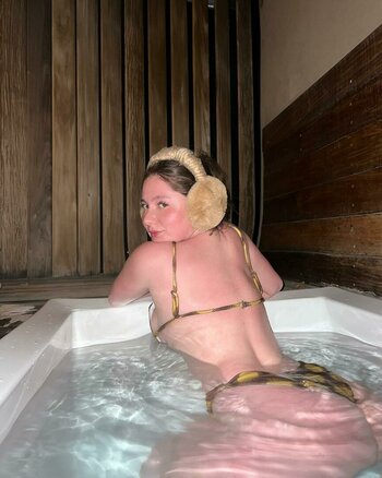 Emma Rose Kenney / emmakenney Nude Leaks Photo 2