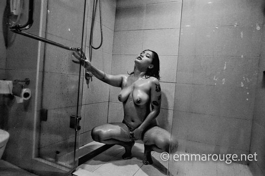 emma.rouge / emma_rouge_2000 / unfilteredemmarouge Nude Leaks OnlyFans Photo 30