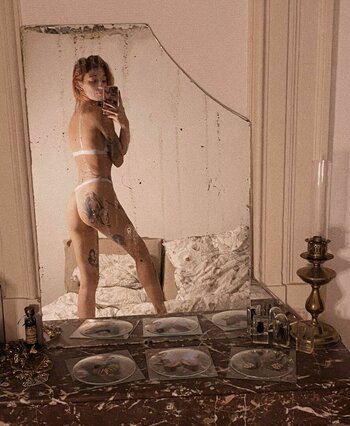 Emyjolie_ Nude Leaks Photo 7