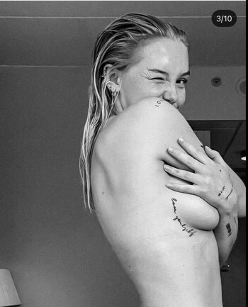 Erikalindgr3n / Erika Lindgren Nude Leaks Photo 3