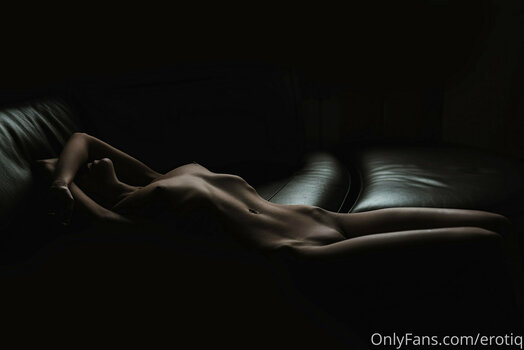 Erotiq / eroticfantasyphotography / neurotiqerotiq Nude Leaks OnlyFans Photo 58