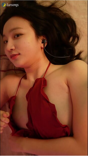 Eunsongs / kim._e.s Nude Leaks Photo 6