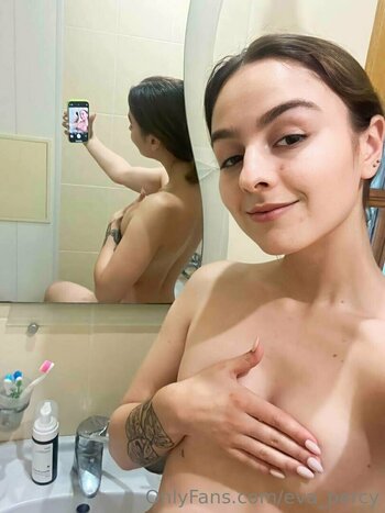 eva_percy / evanotceleste Nude Leaks OnlyFans Photo 47
