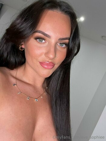 Eve Sophie / eve_sophiee Nude Leaks OnlyFans Photo 58