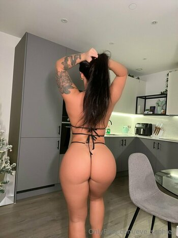 Eve Sophie / eve_sophiee Nude Leaks OnlyFans Photo 76