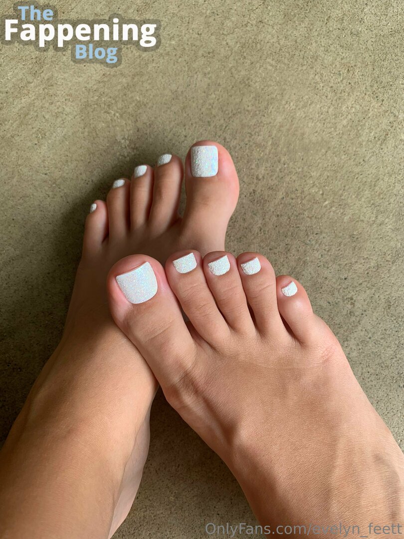 evelyn_feett / evellynfett / evelyn__feet / https: Nude Leaks OnlyFans  Photo 20 | #TheFappening