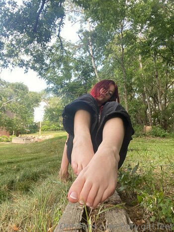 fairy.girl.feet / fairy_pelerin_backup Nude Leaks OnlyFans Photo 39