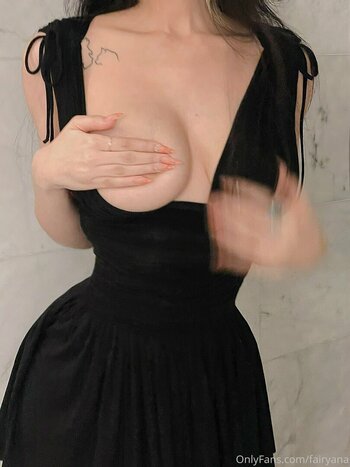 fairyanaaa / twins Nude Leaks Photo 2