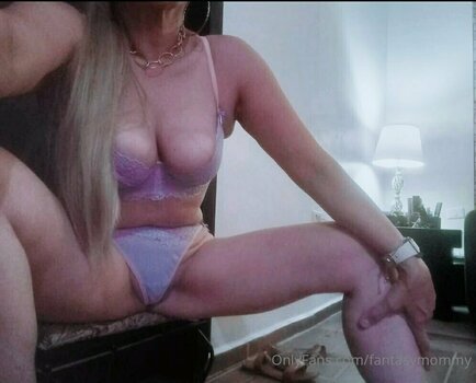 fantasymommy Nude Leaks Photo 22