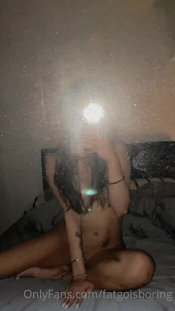 fatgoisboring Nude Leaks OnlyFans Photo 16
