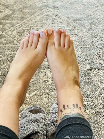 feet-goddezz Nude Leaks Photo 29