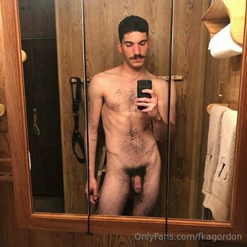 fkagordon Nude Leaks Photo 27