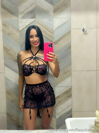 flaquitabella / dinacalero8 Nude Leaks OnlyFans Photo 29