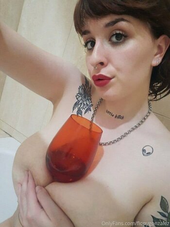 Florencia Gonzalez / flopygonzalez / gonzalezflopyok Nude Leaks OnlyFans Photo 9