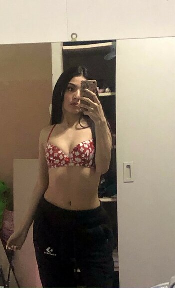 Flores_Isabella98 Nude Leaks Photo 16