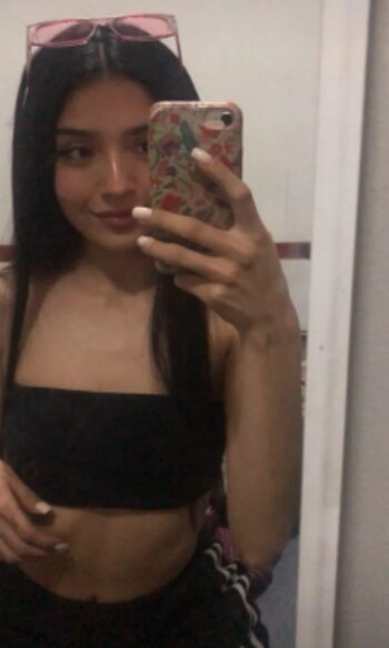 Flores_Isabella98 Nude Leaks Photo 25