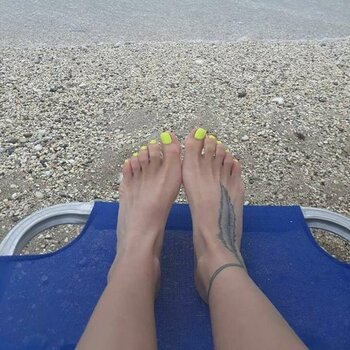 Foot Queen Mary / feetqueengr / footqueenmary Nude Leaks OnlyFans Photo 9