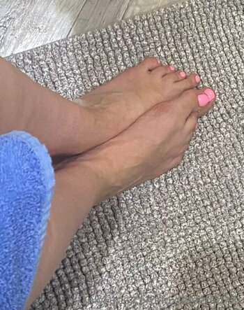 foxiefeetfetish Nude Leaks Photo 5