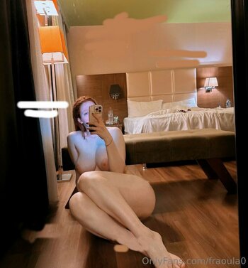 fraaoula / Naz Nude Leaks Photo 28