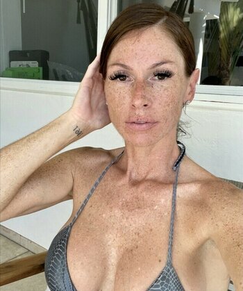 freckledmommi Nude Leaks OnlyFans Photo 3