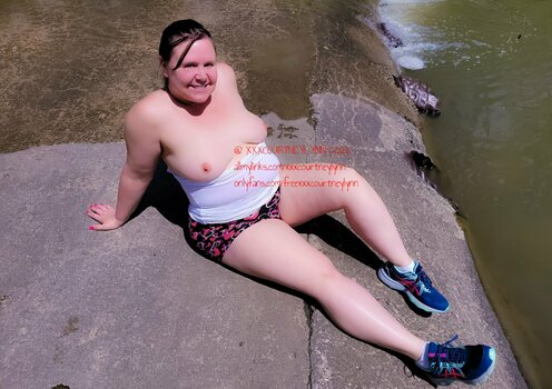 freexxxcourtneylynn Nude Leaks Photo 12