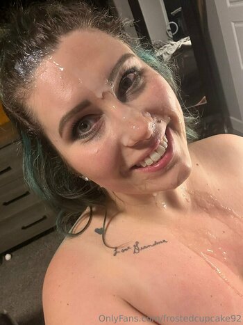 frostedcupcake92 / thezouiscupcake Nude Leaks OnlyFans Photo 14