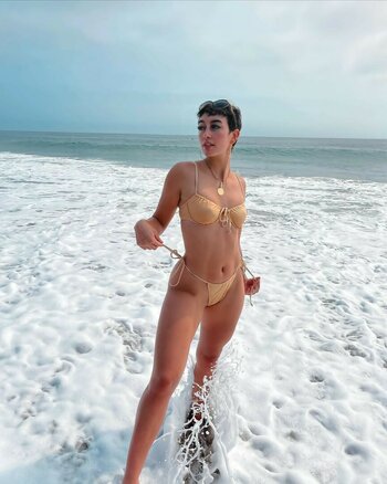 Gianna Evelyn / Giannaevelyn Nude Leaks OnlyFans Photo 22