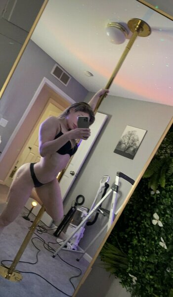 gigiiokie / Lilyanna Kent / gigihadid Nude Leaks OnlyFans Photo 15
