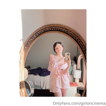 Girl On Cinema / girloncinema Nude Leaks OnlyFans Photo 9