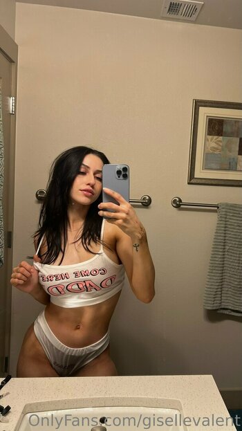 Giselle Valentine / gisellevalent / missgisellevalentine Nude Leaks OnlyFans Photo 17
