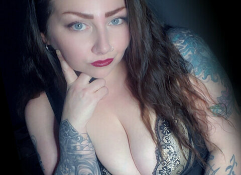 GothFemmeFatale / Goddess Kara Nude Leaks OnlyFans Photo 15