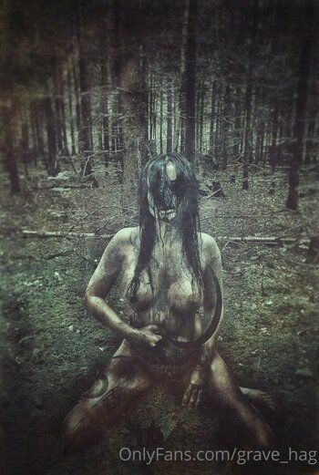 Grave Hag / grave.hag Nude Leaks Photo 2