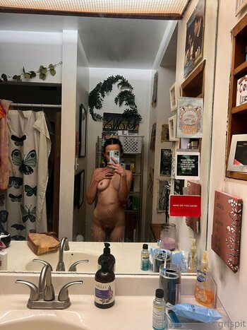 grlspit Nude Leaks Photo 21