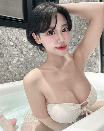 h___xee / 요니링 Nude Leaks Photo 4
