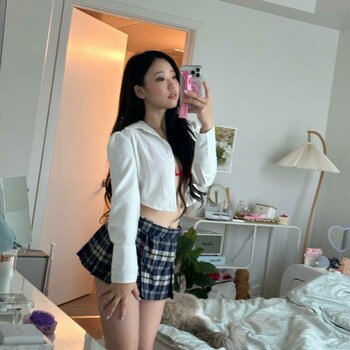 h.yojeong / Jessica Nude Leaks Photo 9