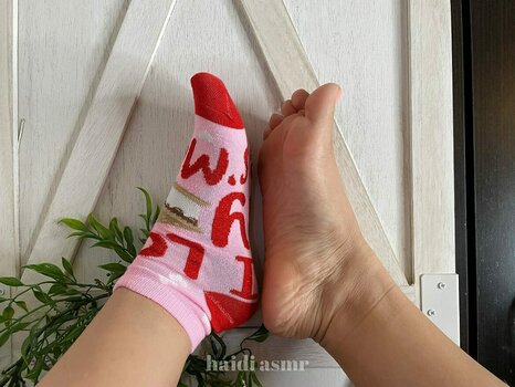 Haidi Feet Asmr / haidifeet / heidishands Nude Leaks OnlyFans Photo 12