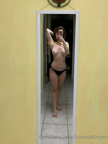 Hannah0nyxx / Hannahsantopolo Nude Leaks OnlyFans Photo 24