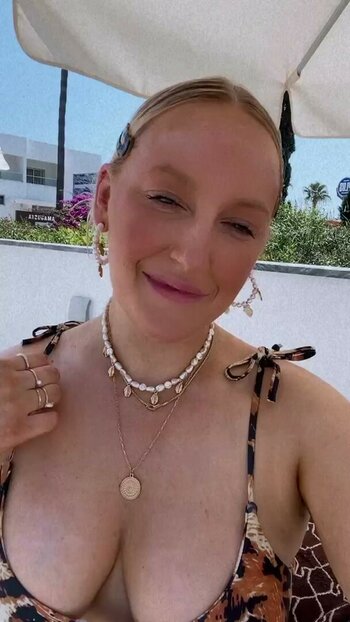 Helen Scott / helenscottuk Nude Leaks Photo 23