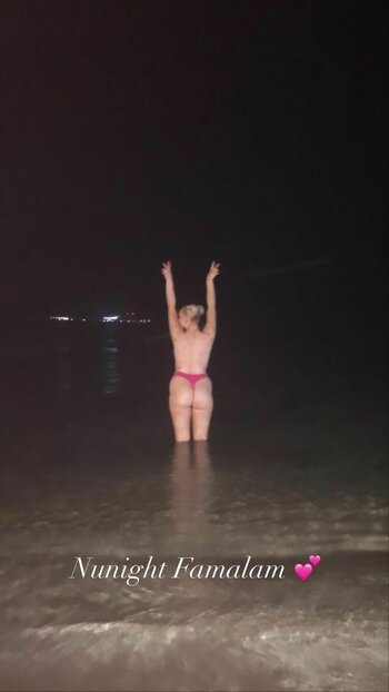 Helen Scott / helenscottuk Nude Leaks Photo 28