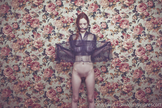 Henna Nueller / hennan.model / hennanueller Nude Leaks OnlyFans Photo 11
