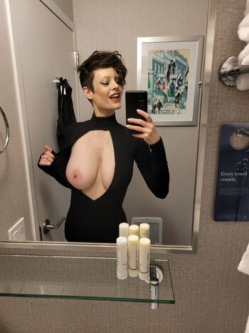 Henna Nueller / hennan.model / hennanueller Nude Leaks OnlyFans Photo 33